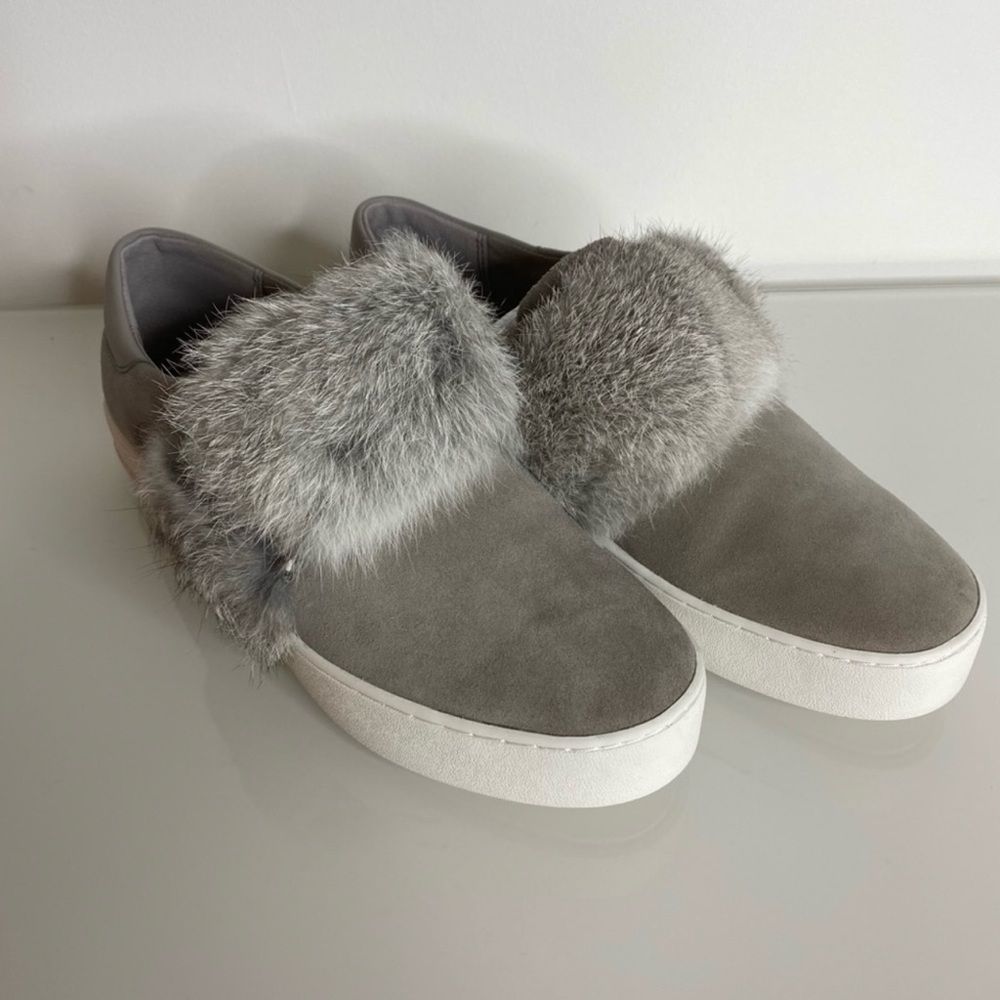 MICHAEL KORS Grey Fur Slip On Sneakers Size US 9.5 - Picture 3 of 9